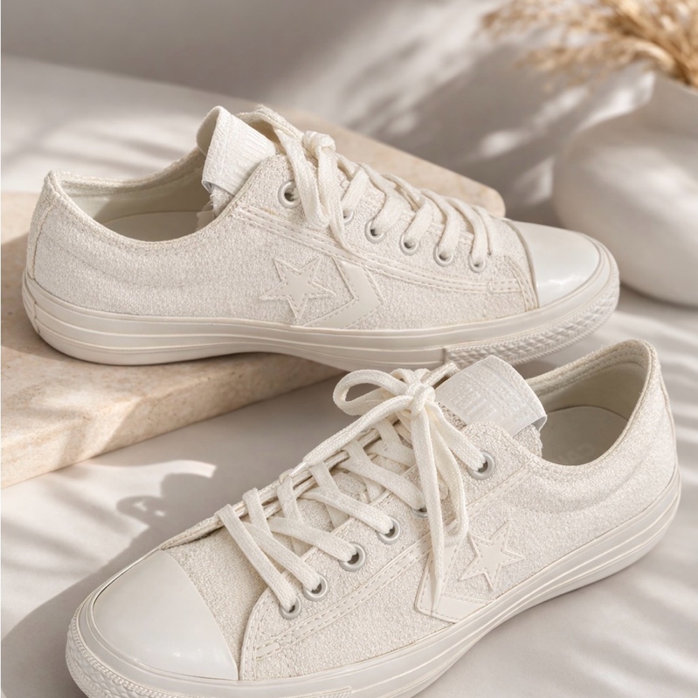 NWOB One of a kind Sample Sale Low-Top Converse Sneakers in Off-White
